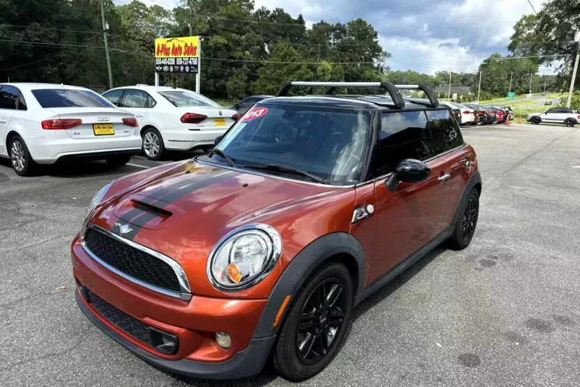 2013 Mini Cooper Hardtop S photo 1