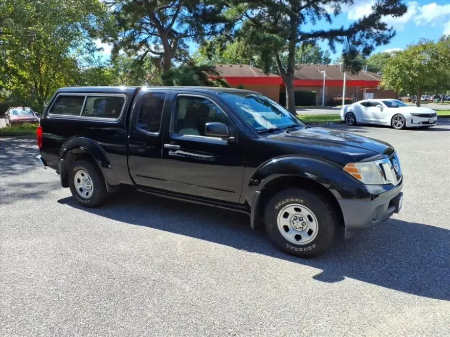 2016 Nissan Frontier S photo 1