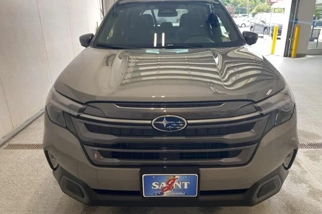2025 Subaru Forester Limited photo 1
