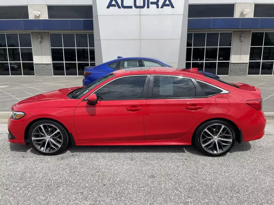2023 Honda Civic Touring photo 1