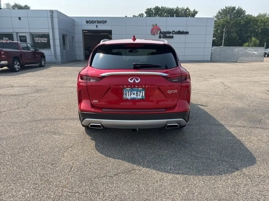 2019 Infiniti QX50 Essential Sensory Autograph photo 1