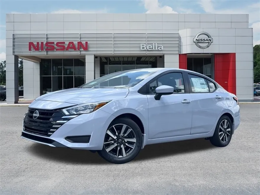 2025 Nissan Versa 1.6 SV photo 1