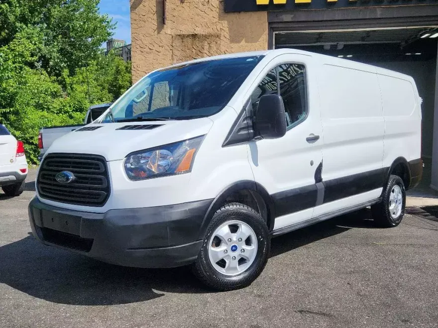 2017 Ford Transit Van photo 1
