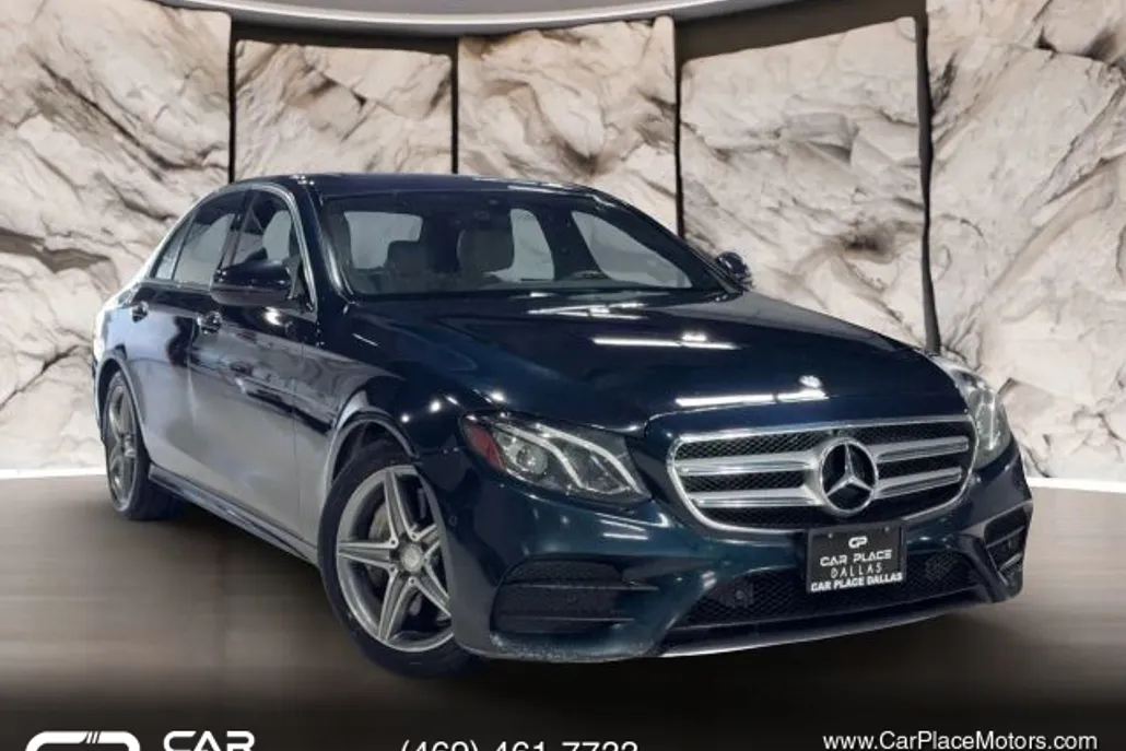 2017 Mercedes Benz E 300 Sedan photo 1