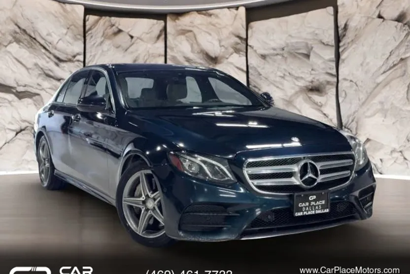 2017 Mercedes Benz E 300 Sedan photo 1