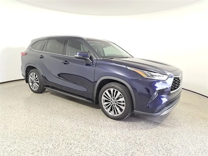 2020 Toyota Highlander Platinum photo 1