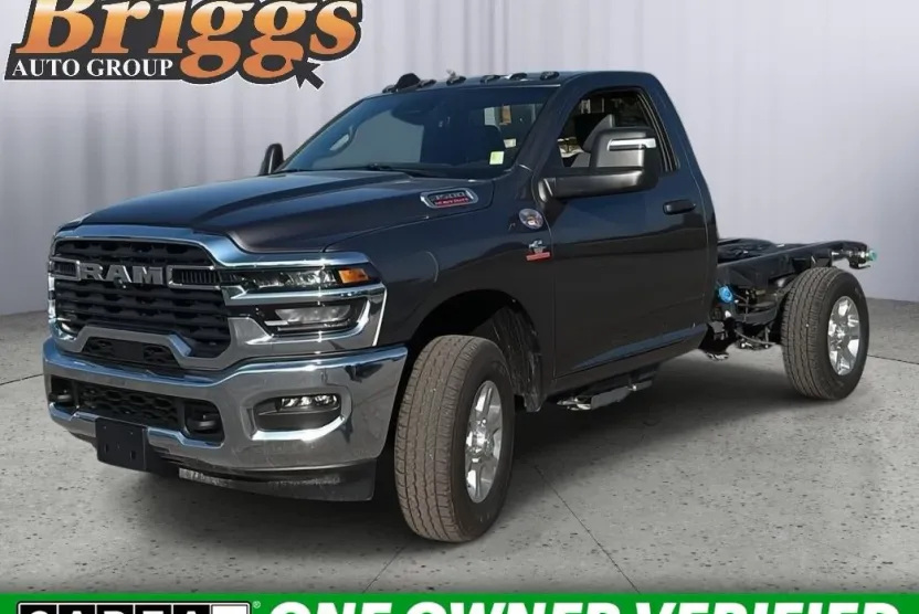 2025 Ram 3500 Tradesman photo 1