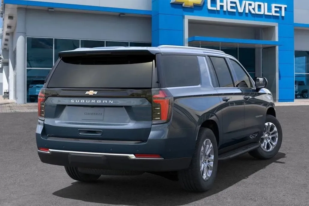 2025 Chevrolet Suburban LS photo 1