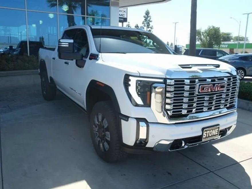 2025 Gmc Sierra 3500 HD Denali photo 1