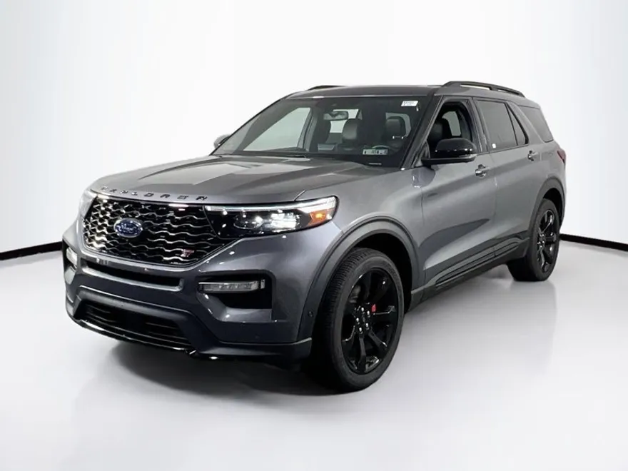 2021 Ford Explorer ST photo 1