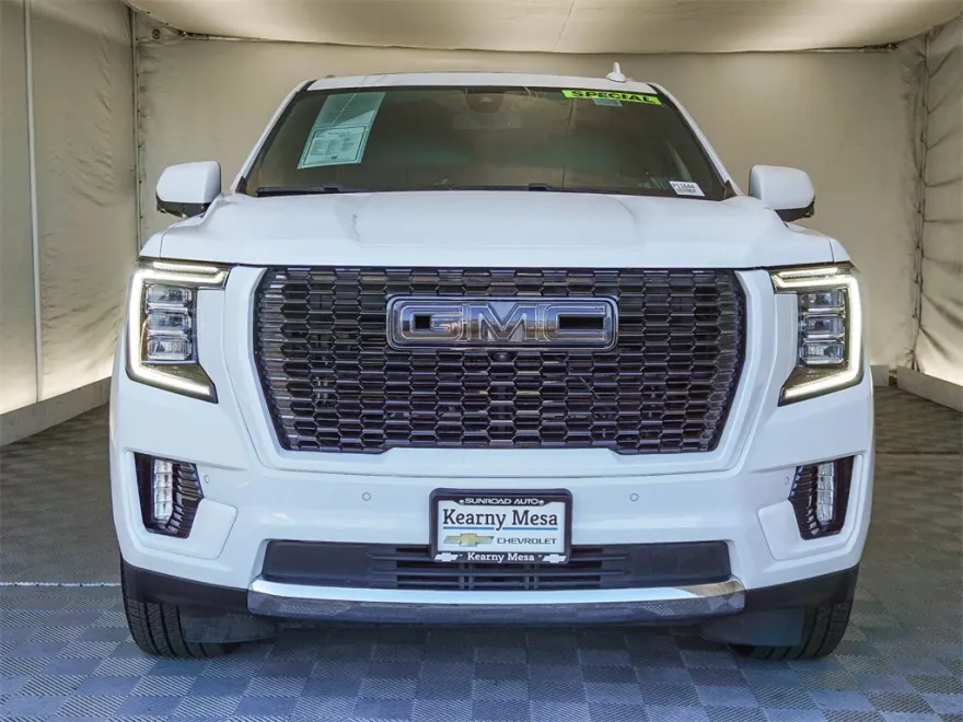 2022 Gmc Yukon SLT photo 1