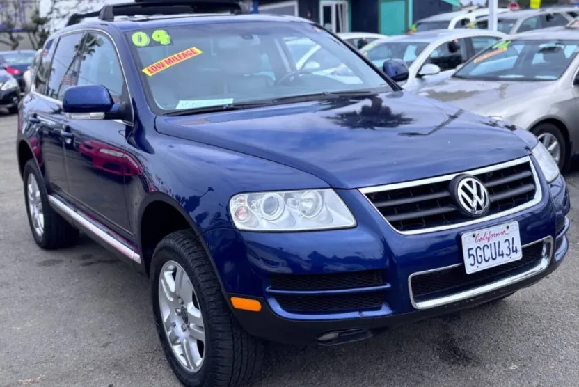 2004 Volkswagen Touareg V8 photo 1