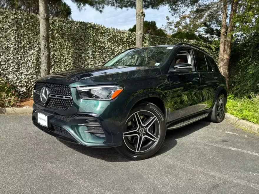 2024 Mercedes Benz GLE 450e photo 1