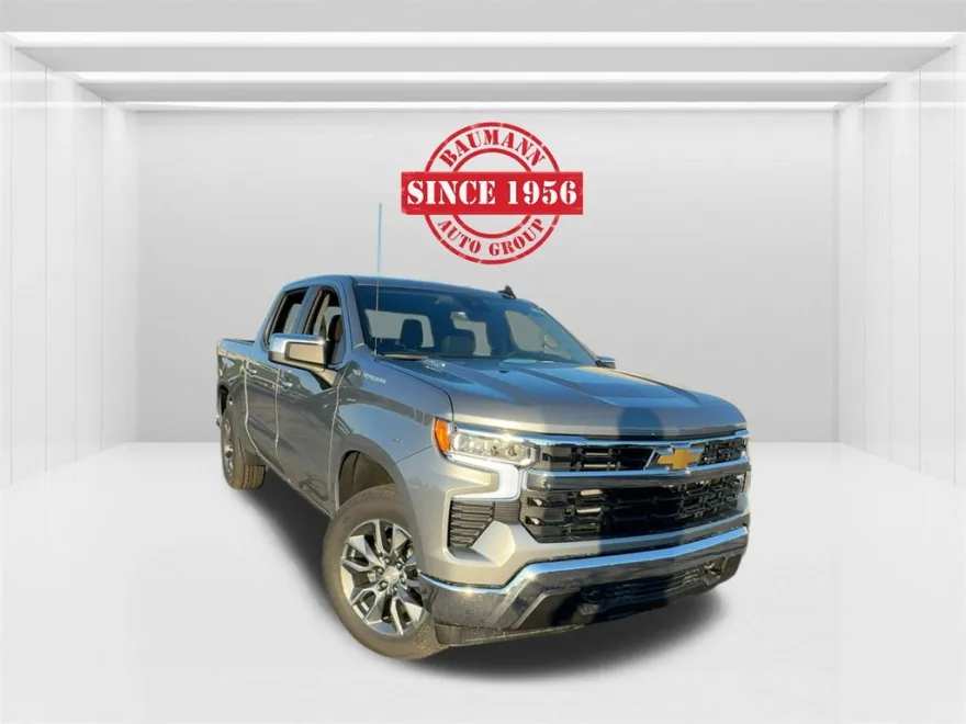 2026 Chevrolet Silverado 1500 LT photo 1