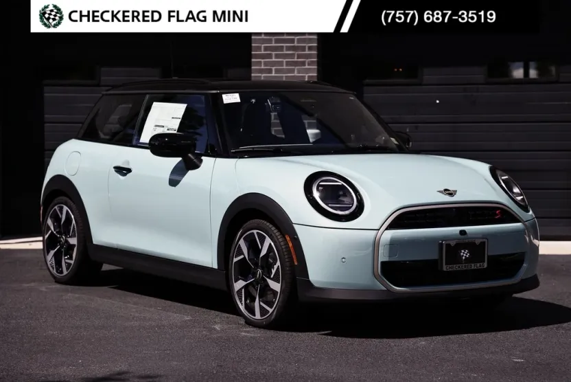 2025 Mini Cooper S Iconic photo 1