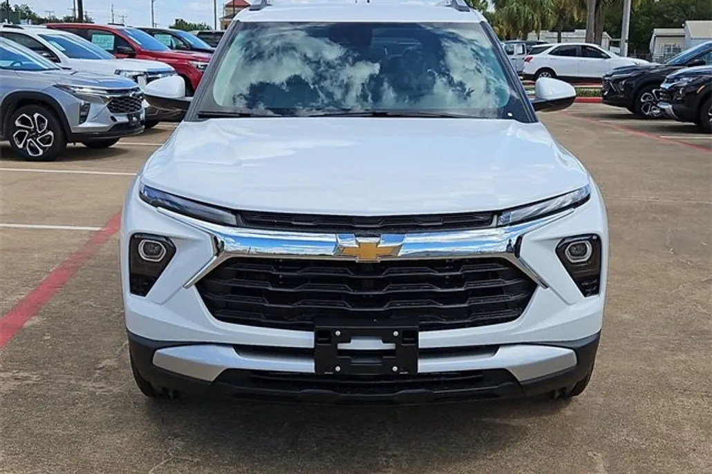 2026 Chevrolet Trailblazer LT photo 1