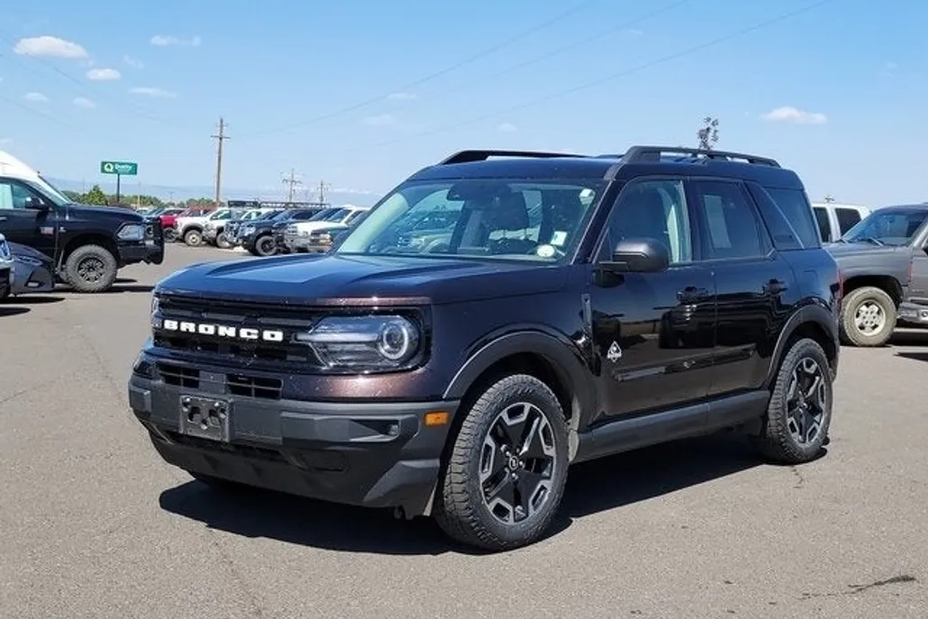 2021 Ford Bronco Sport Outer Banks photo 1