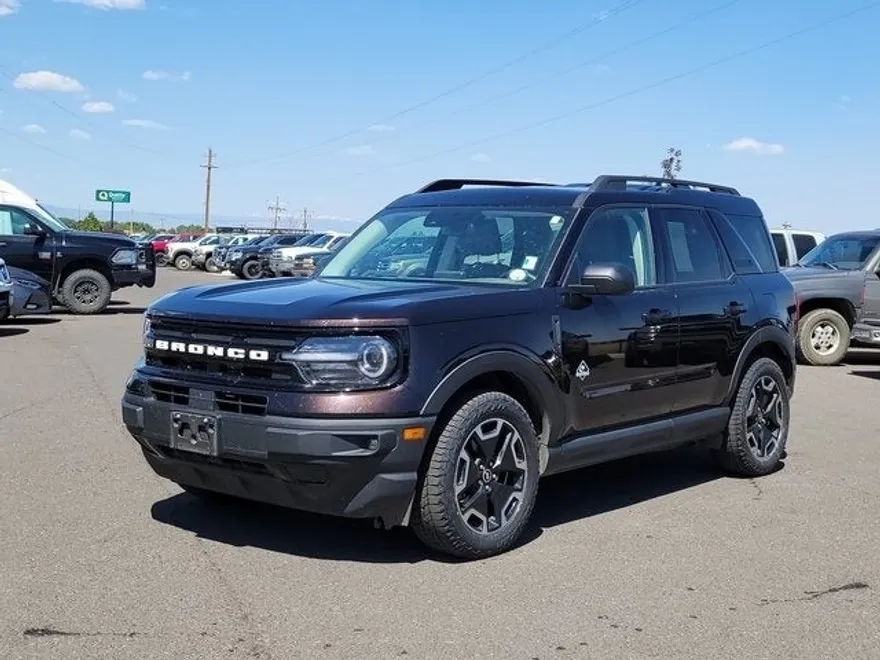 2021 Ford Bronco Sport Outer Banks photo 1
