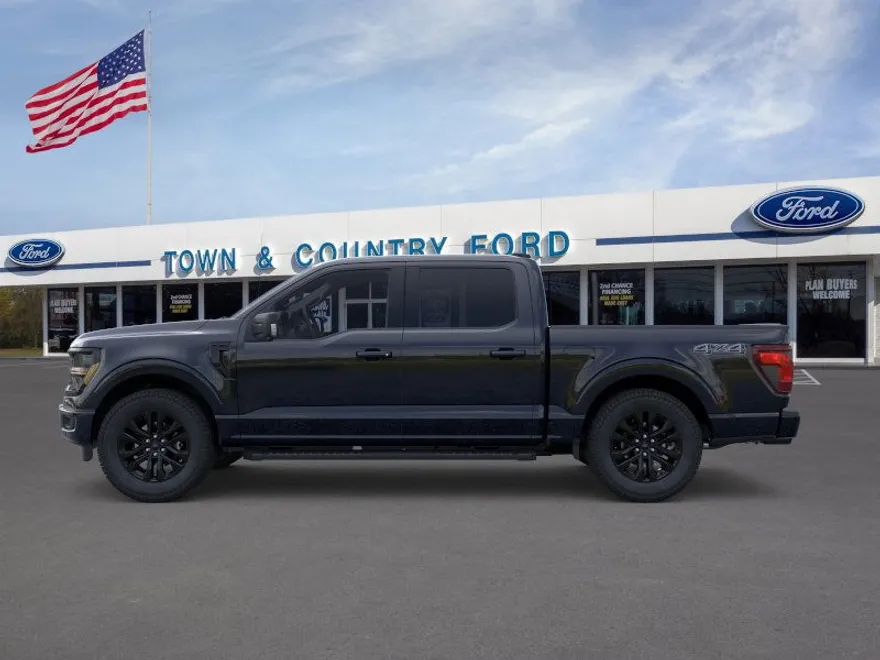 2025 Ford F-150 XLT photo 1