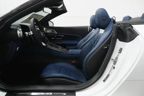 2026 Mercedes Benz SL 63 AMG photo 2