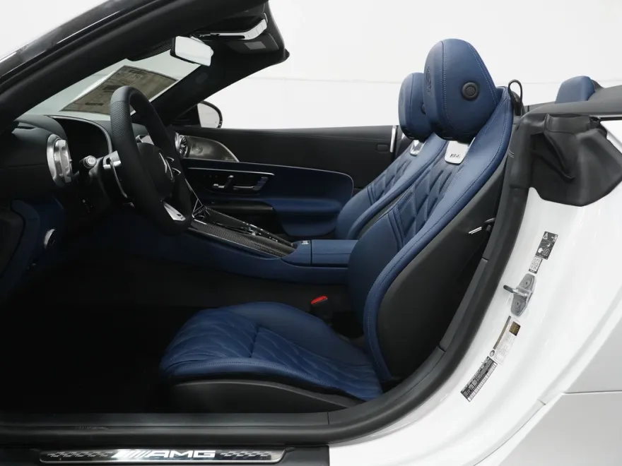 2026 Mercedes Benz SL 63 AMG photo 2
