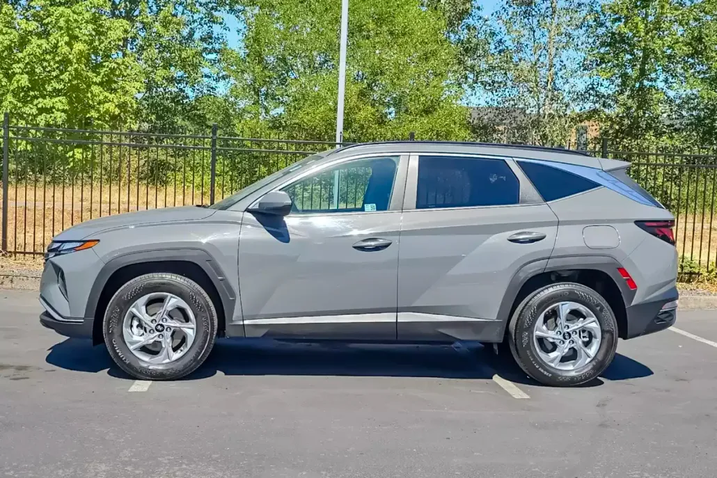 2024 Hyundai Tucson SEL photo 1