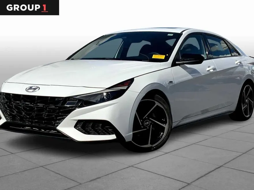 2023 Hyundai Elantra N Line photo 1