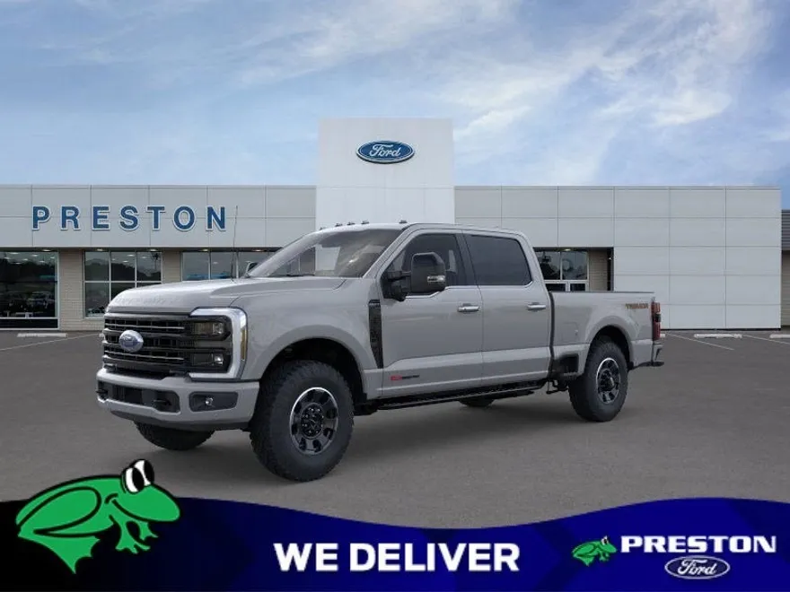 2025 Ford F-250 Platinum photo 1