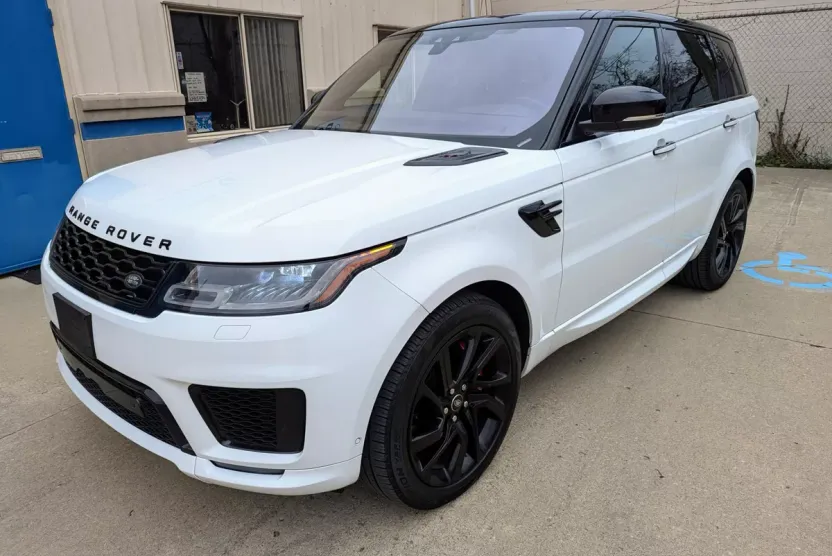 2018 Land Rover Range Rover Sport Premium Plus photo 1