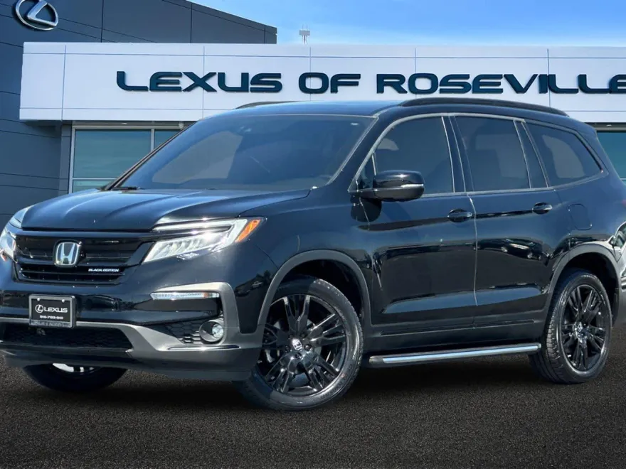 2022 Honda Pilot Black Edition photo 1