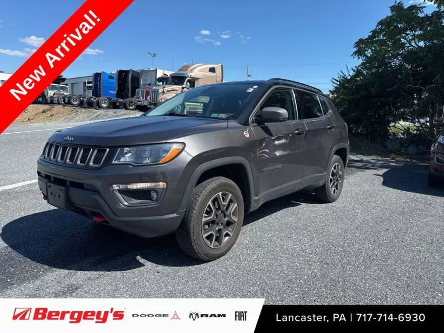 2019 Jeep Compass Trailhawk photo 1