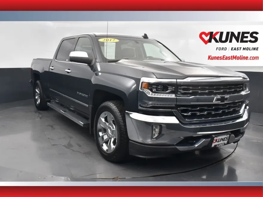 2017 Chevrolet Silverado 1500 LTZ photo 1