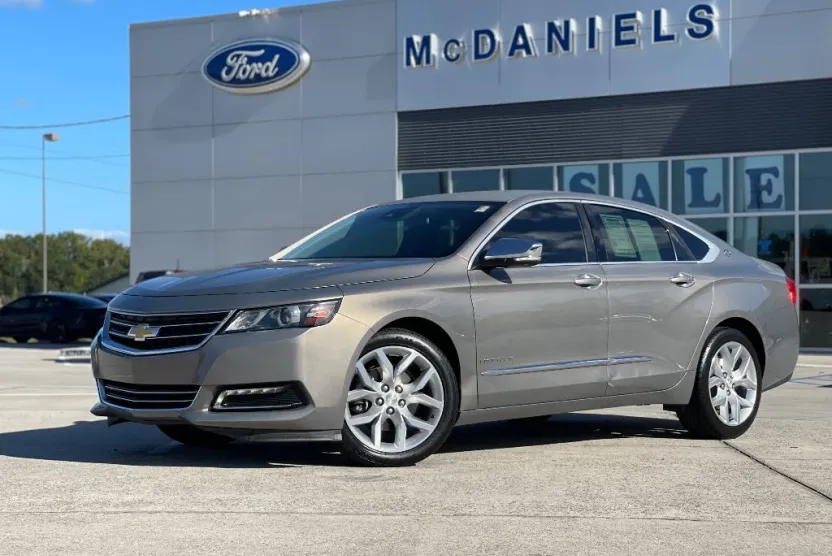 2017 Chevrolet Impala Premier photo 1