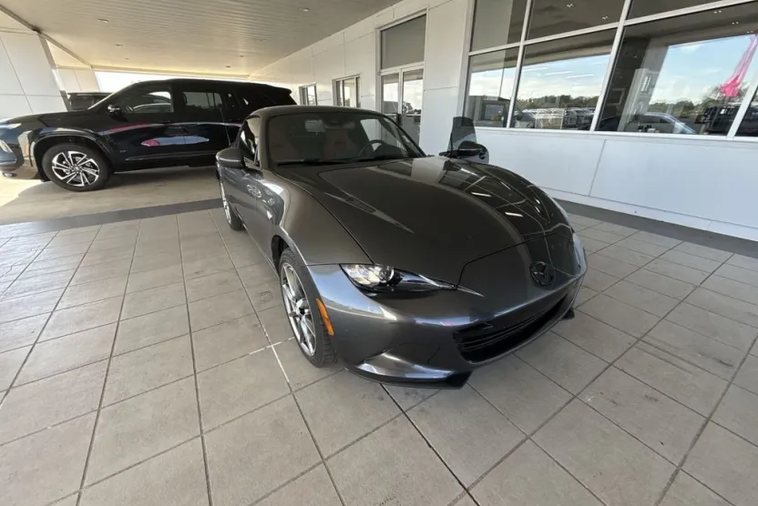 2023 Mazda MX-5 Miata Miata RF Grand Touring photo 1
