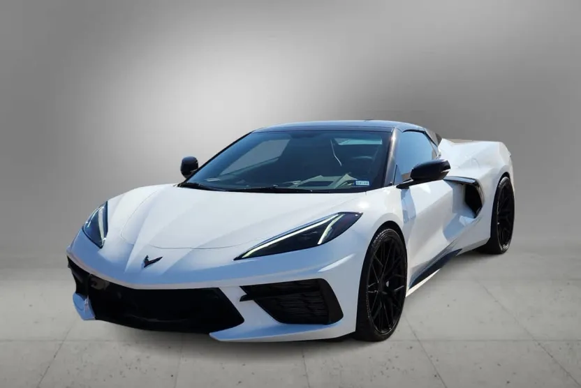 2020 Chevrolet Corvette 2LT photo 1