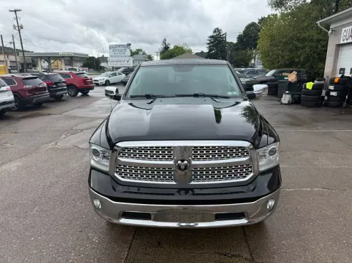 2016 Ram 1500 Laramie photo 4
