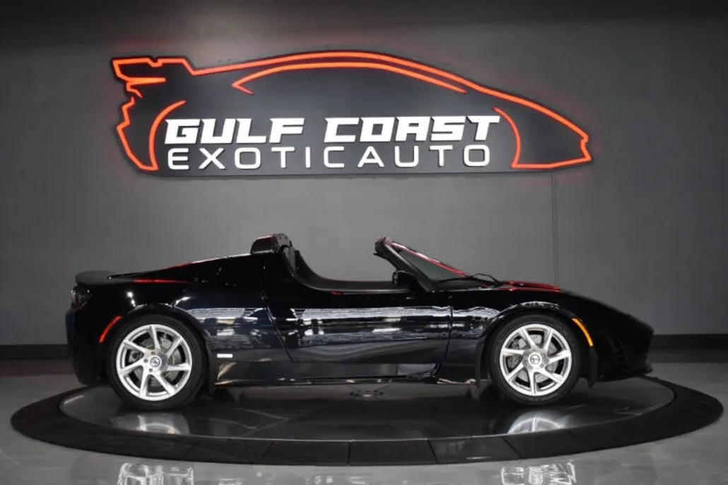 2011 Tesla Roadster Sport photo 1