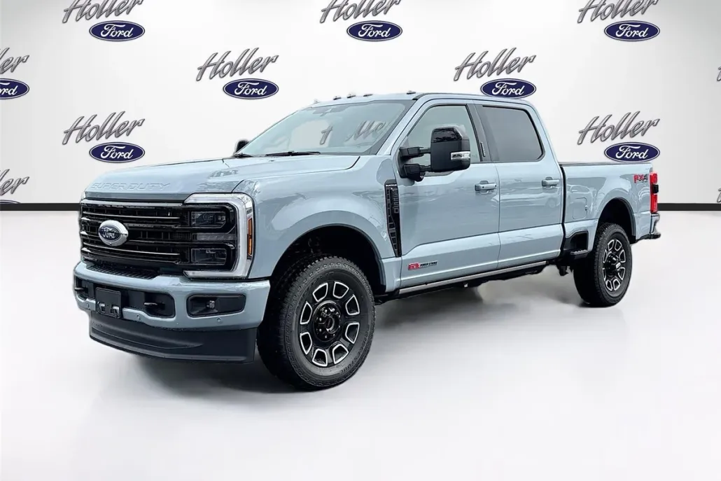 2026 Ford F-250 Platinum photo 1
