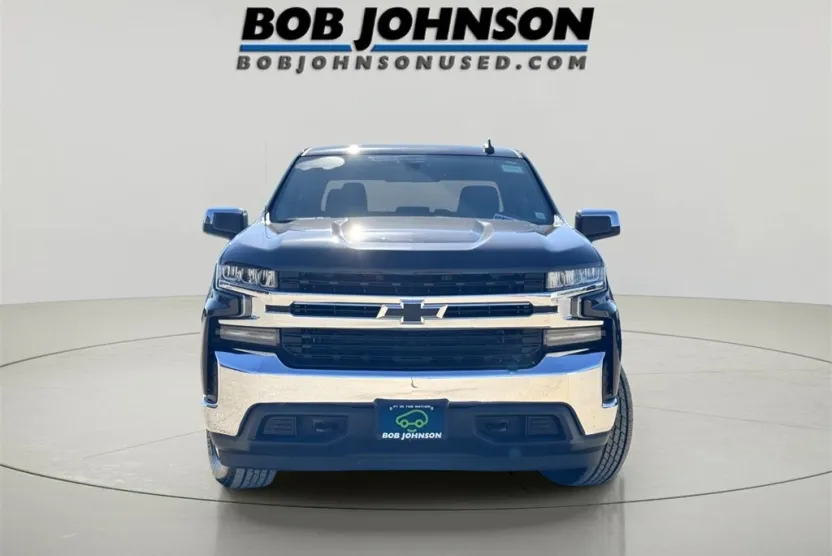 2020 Chevrolet Silverado 1500 LT photo 1