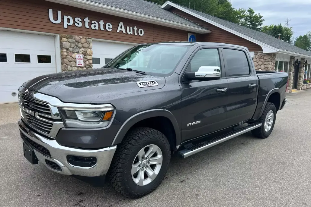 2019 Ram 1500 Laramie photo 1