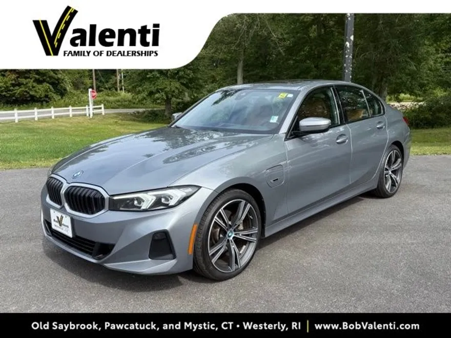 2023 Bmw 330e xDrive Sedan photo 1