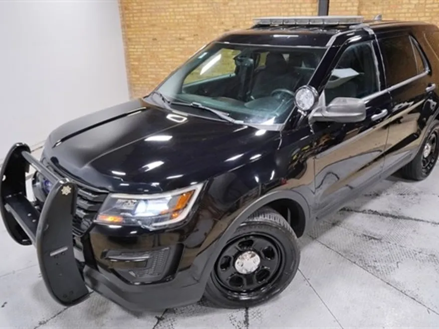 2018 Ford Explorer photo 1