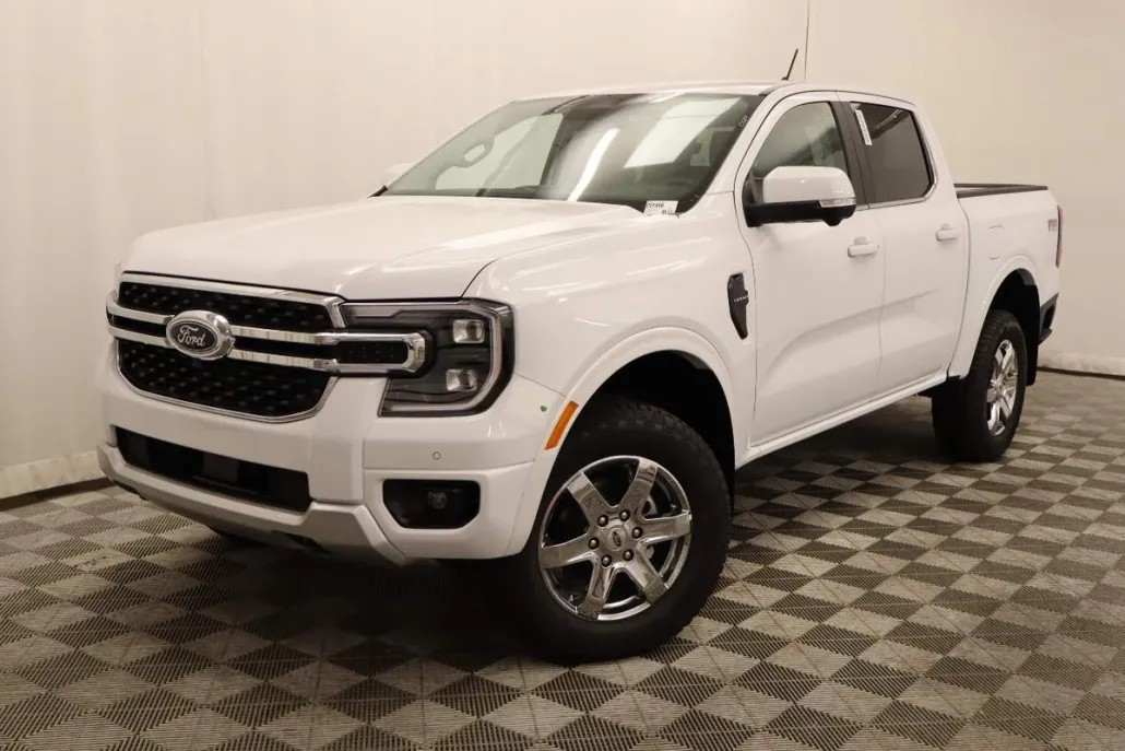 2025 Ford Ranger Lariat photo 1