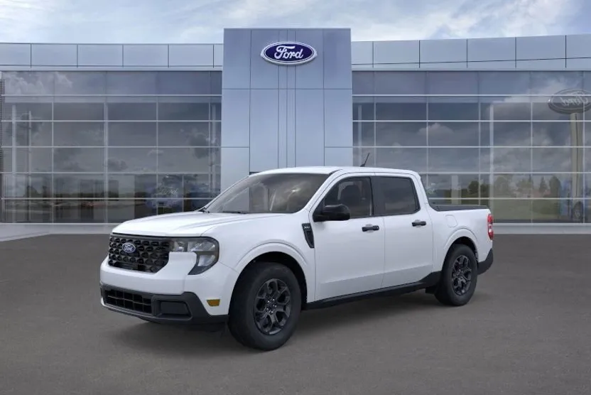 2025 Ford Maverick XLT photo 1