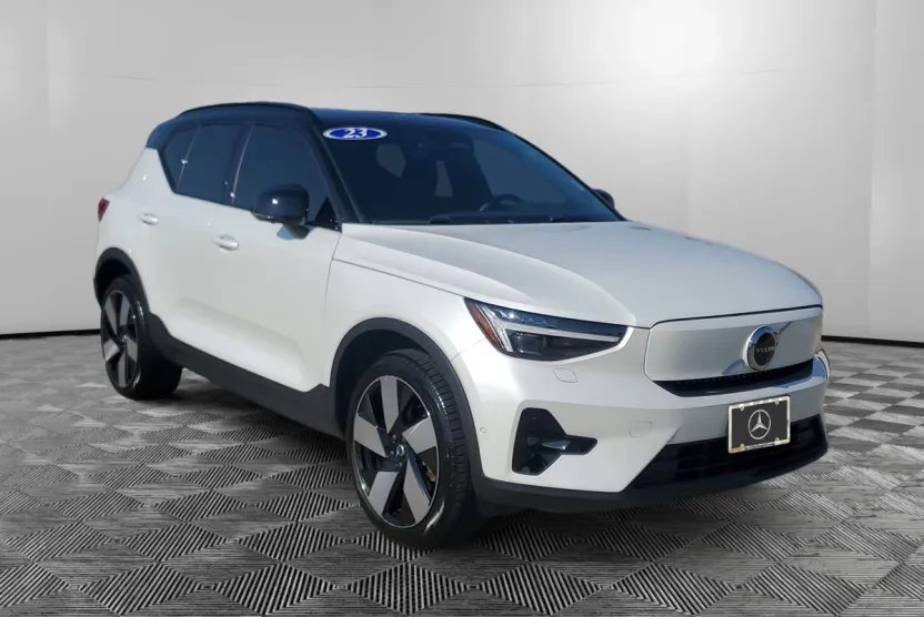 2023 Volvo XC40 Recharge Ultimate photo 1