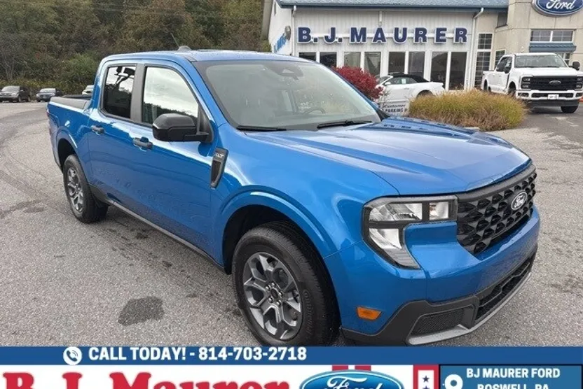 2025 Ford Maverick XLT photo 1