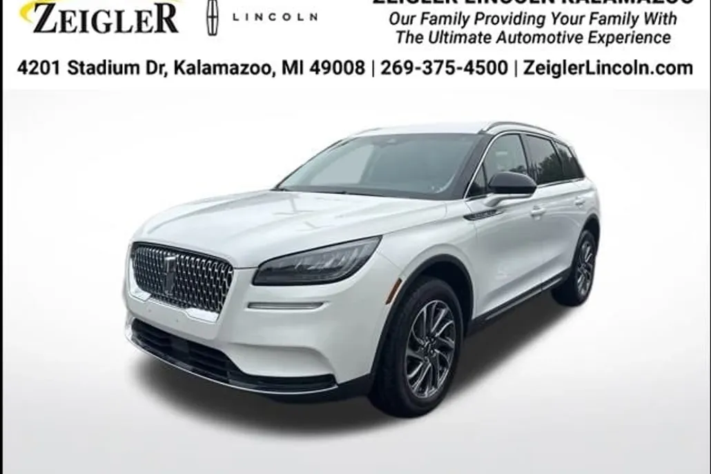 2022 Lincoln Corsair Standard photo 1