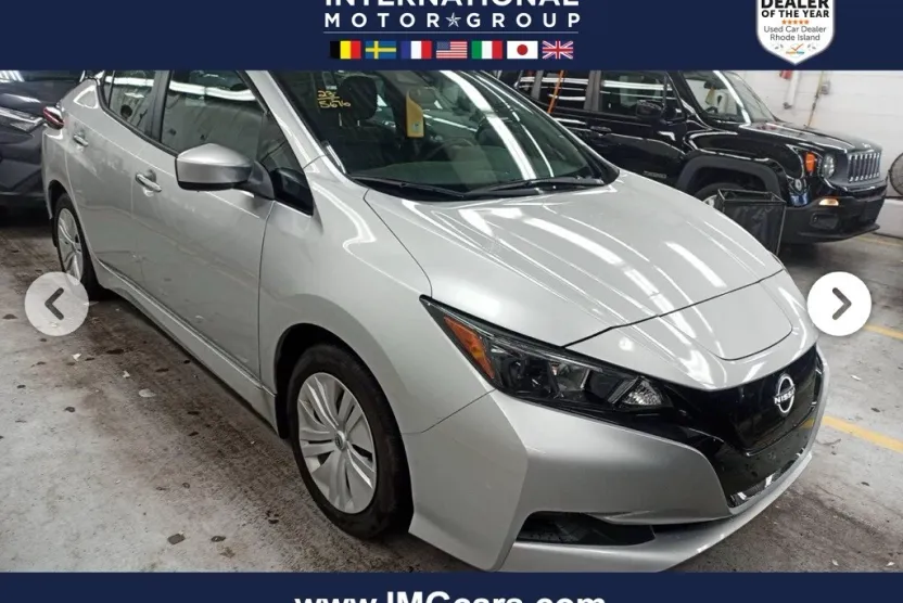 2023 Nissan Leaf S photo 1
