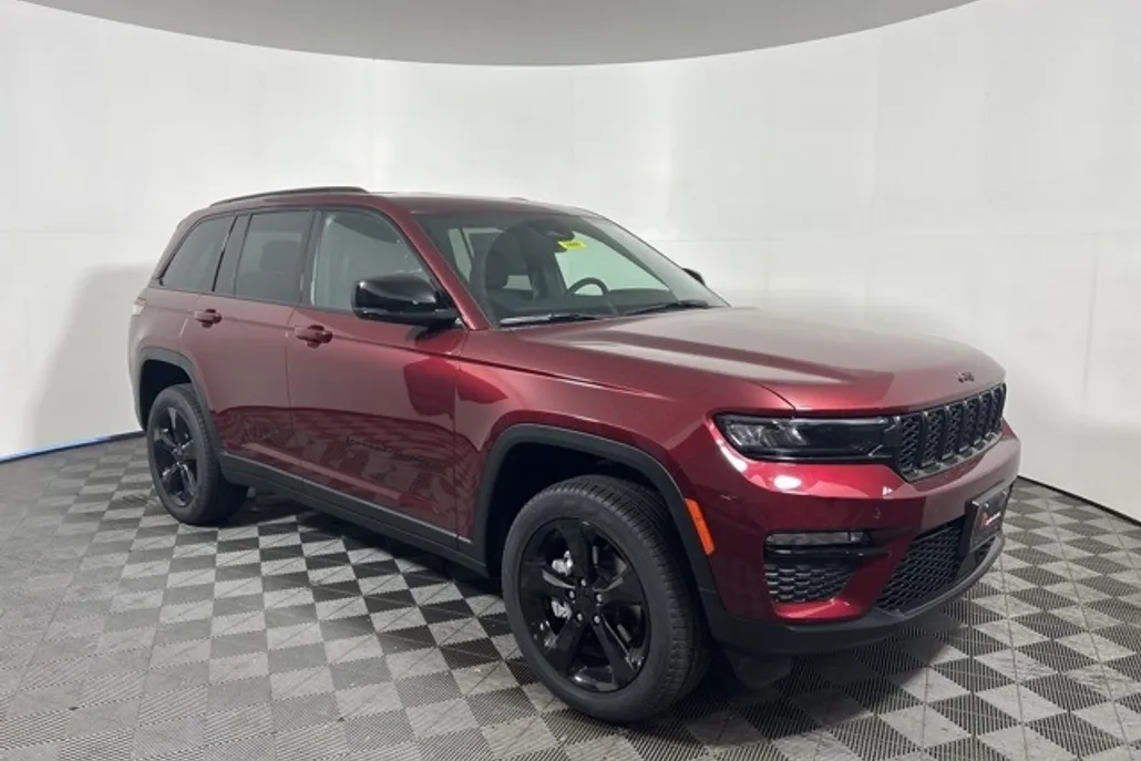 2025 Jeep Grand Cherokee Limited photo 1