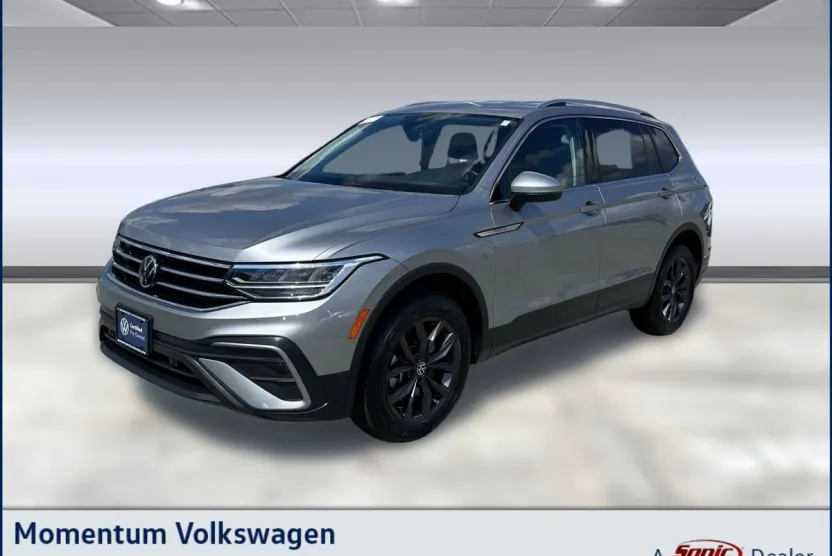 2022 Volkswagen Tiguan SE photo 1